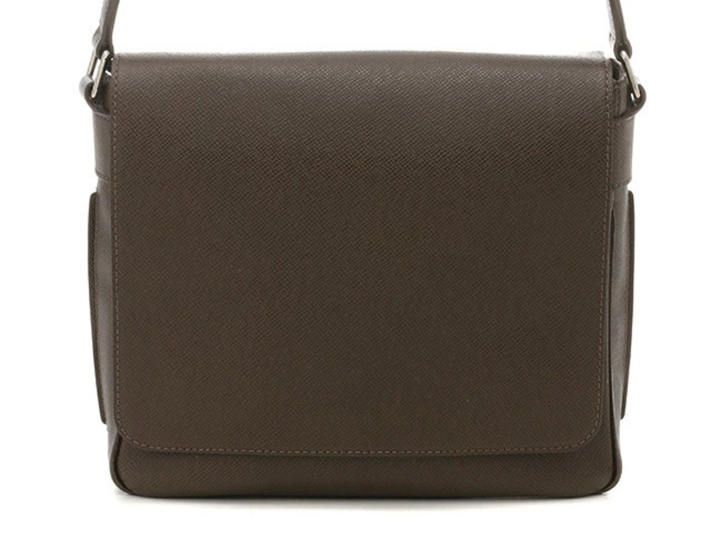 LOUIS VUITTON Roman Shoulder Bag Taiga Grizzly